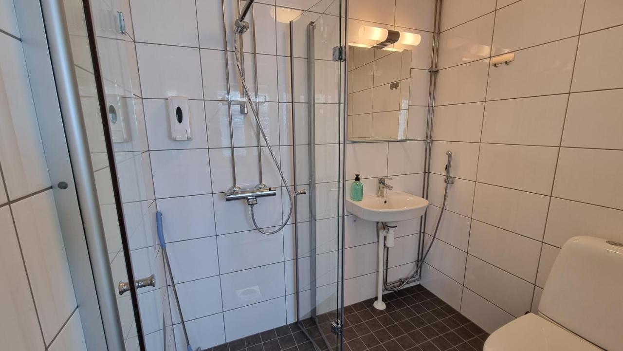Gasthaus Vanha-Merivartioasema Kotka Dış mekan fotoğraf